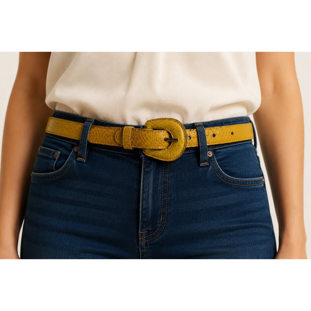 D H Women's Belt Size S Yellow Snakeskin Embossed Leather Covered Buckle